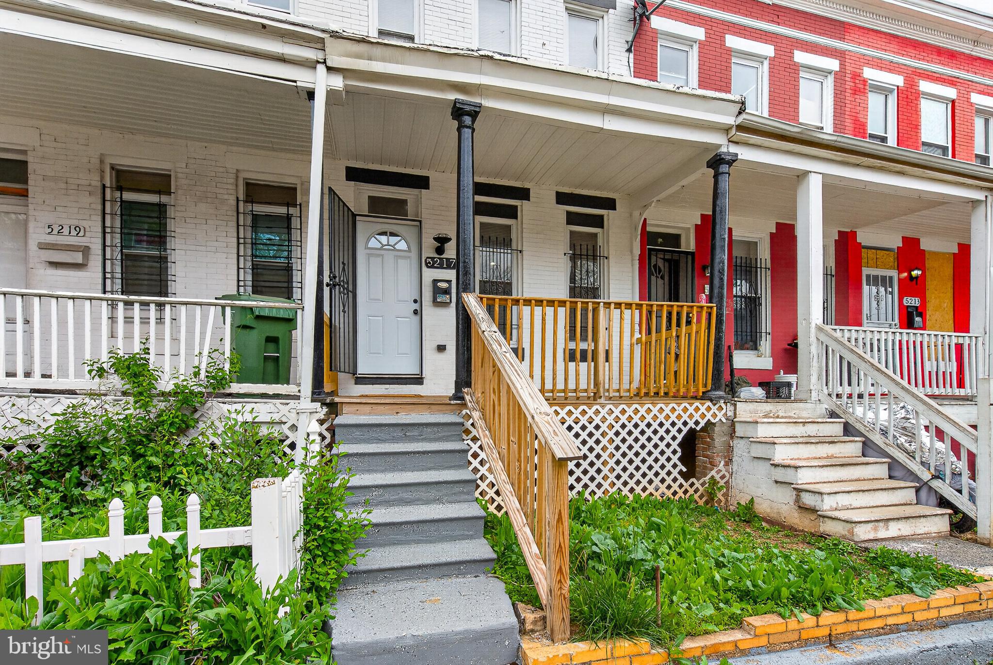 ARLINGTON - Residential
