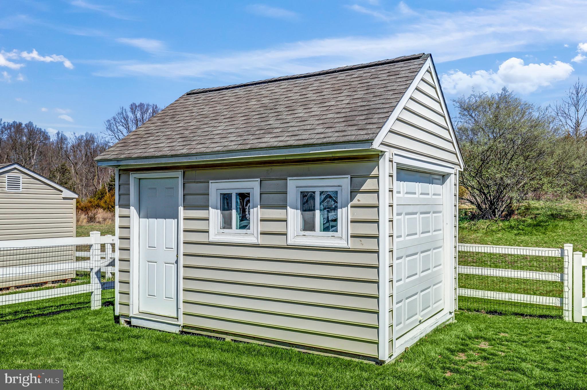 RED CEDAR - Residential
