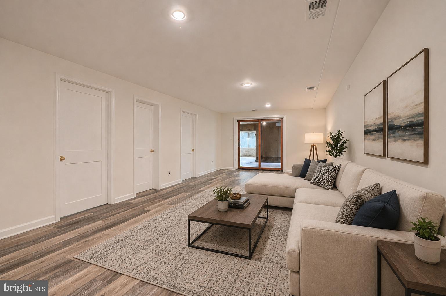 CAVES PARK - Residential