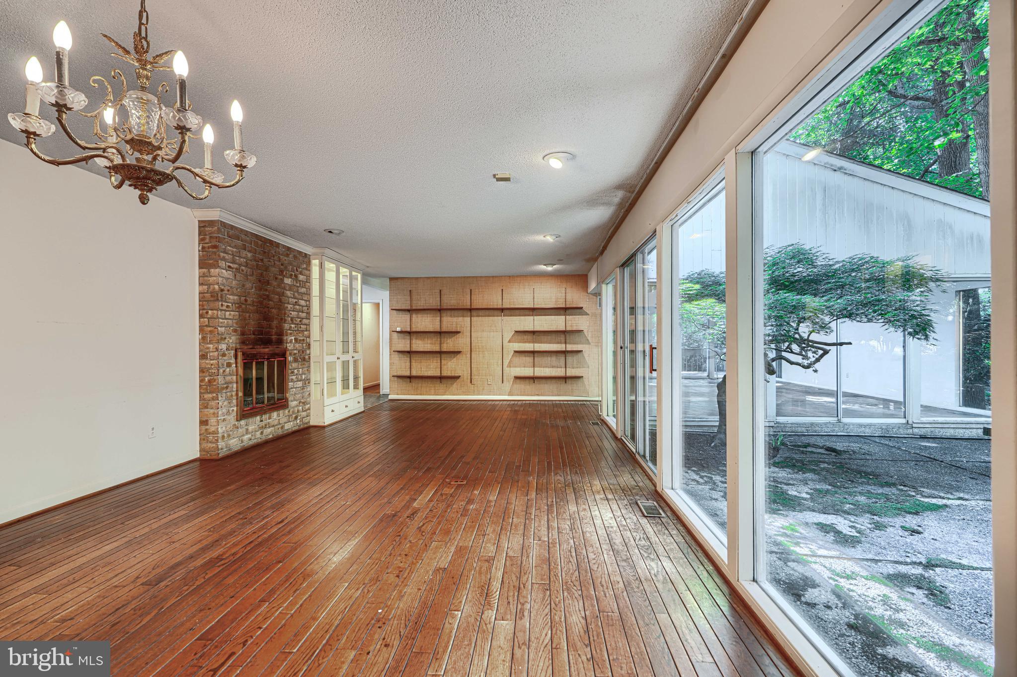 CAVES PARK - Residential