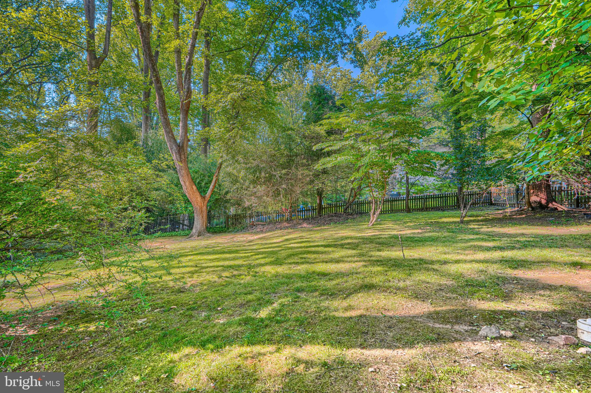 CAVES PARK - Residential