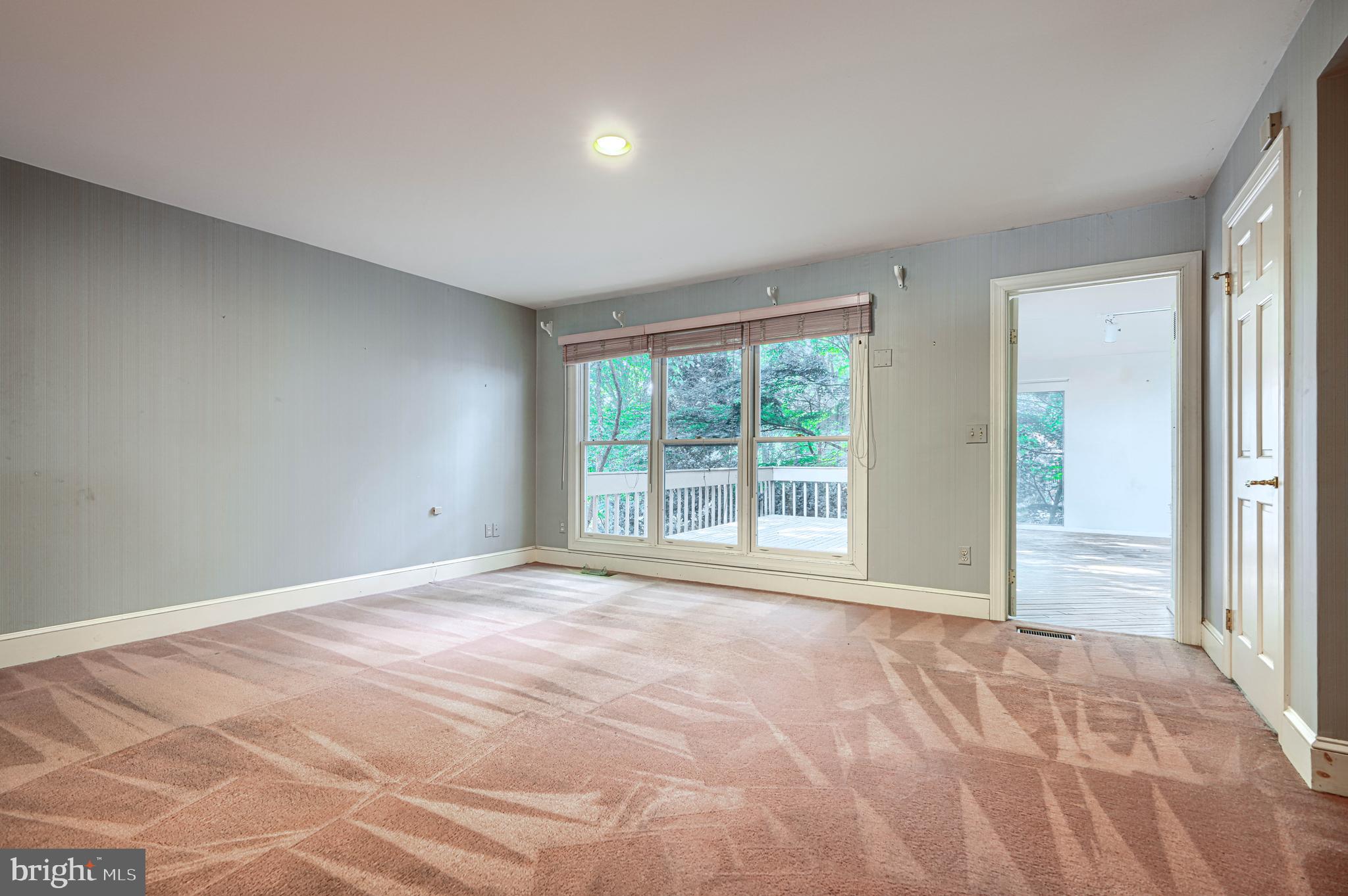 CAVES PARK - Residential