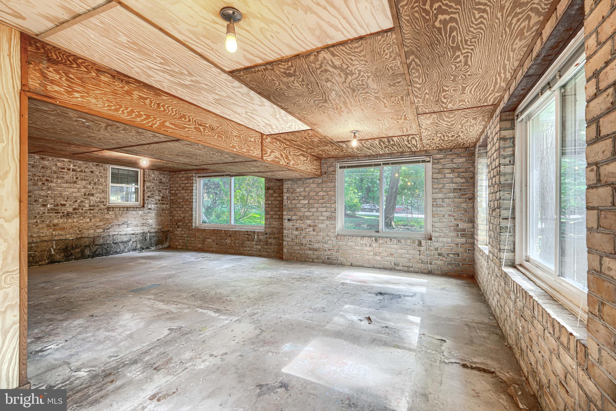 CAVES PARK - Residential