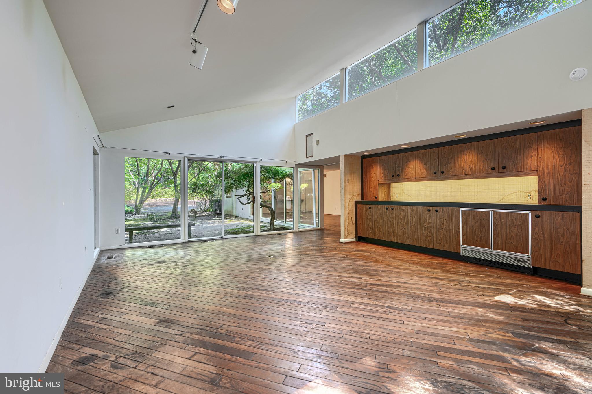 CAVES PARK - Residential