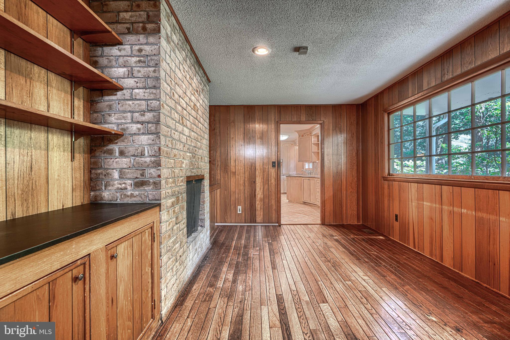 CAVES PARK - Residential