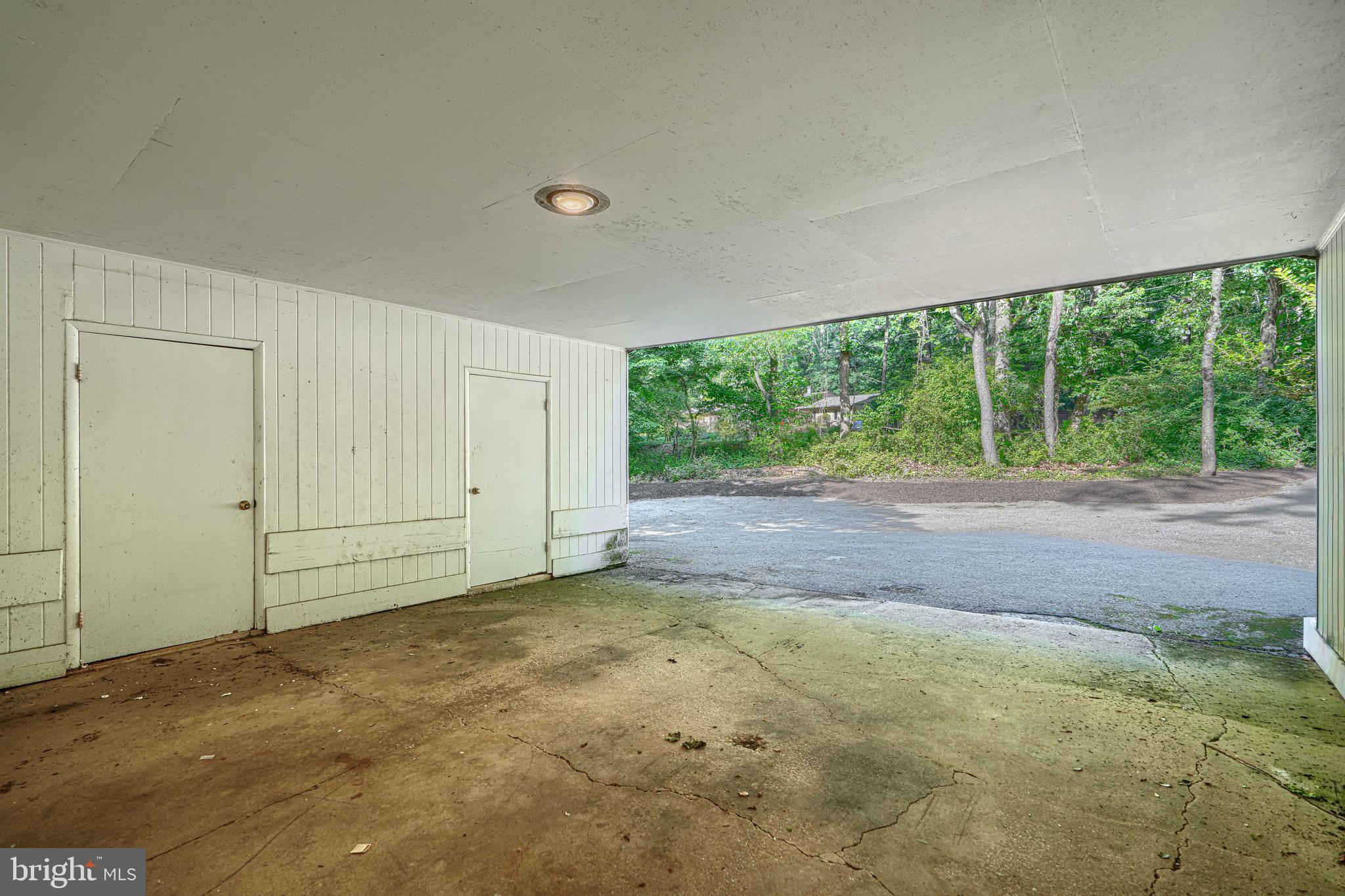 CAVES PARK - Residential