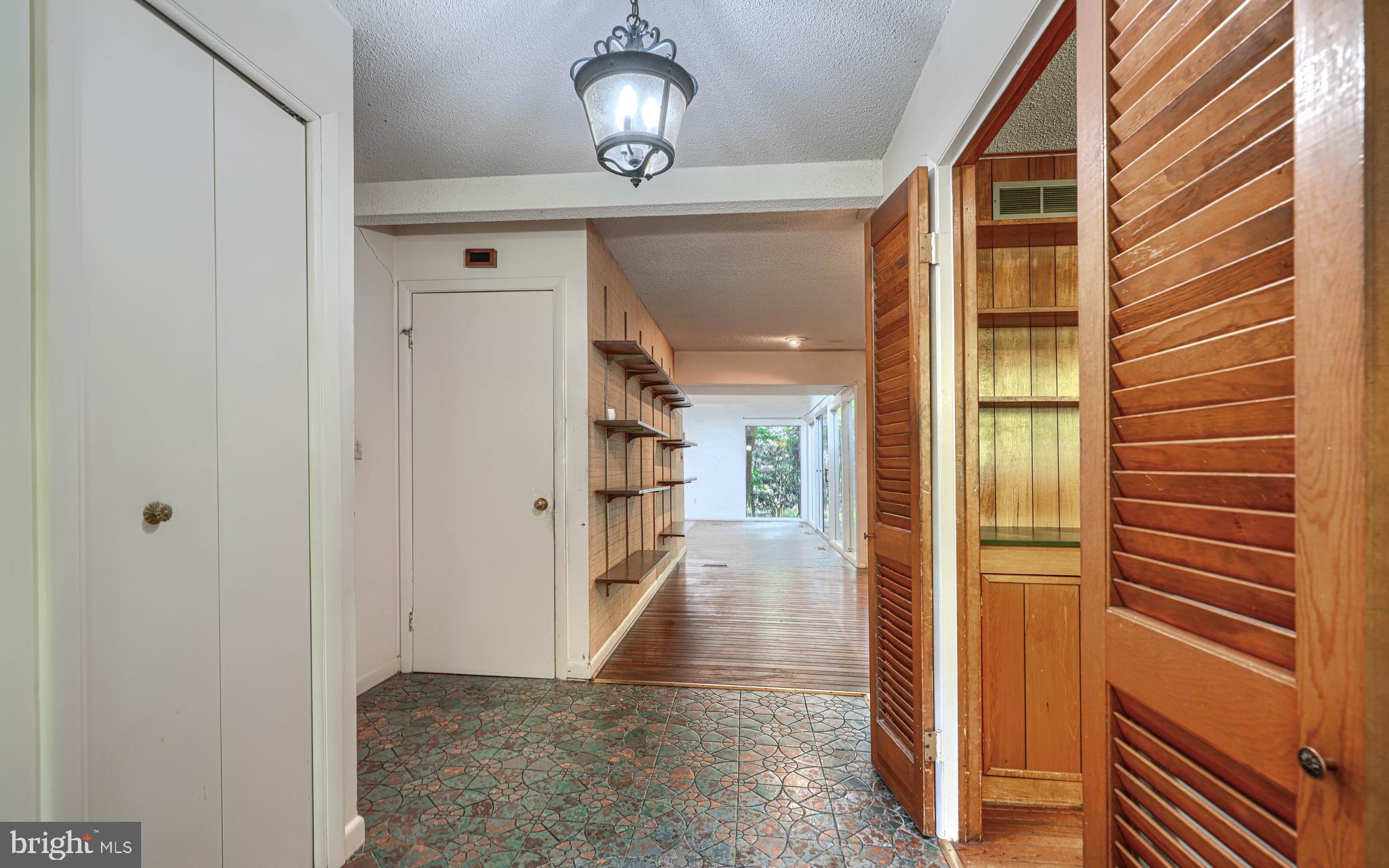CAVES PARK - Residential