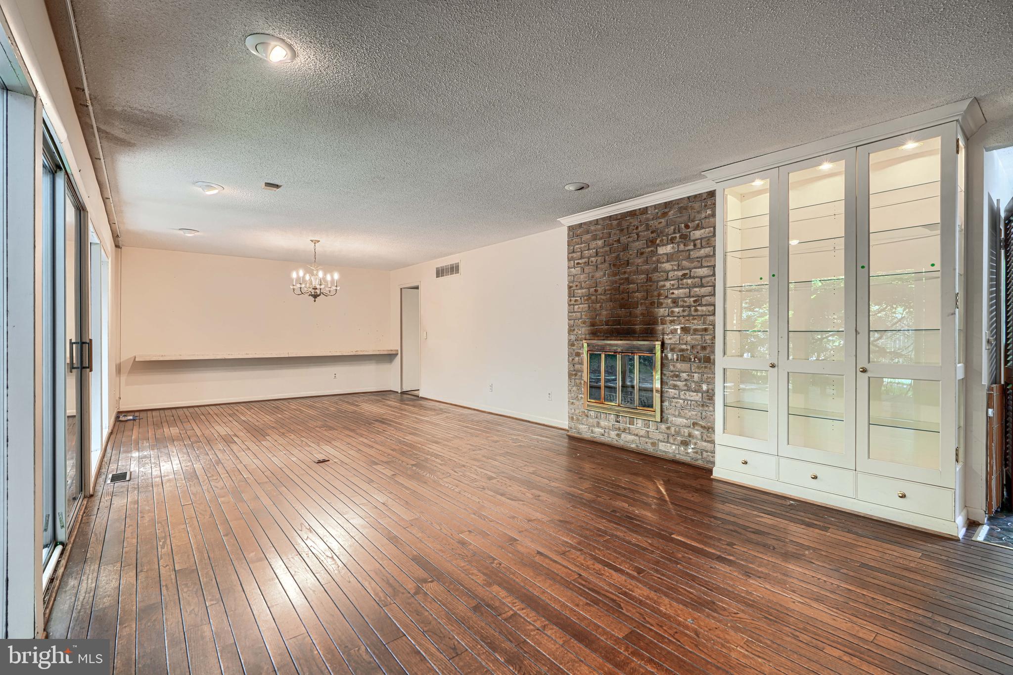 CAVES PARK - Residential