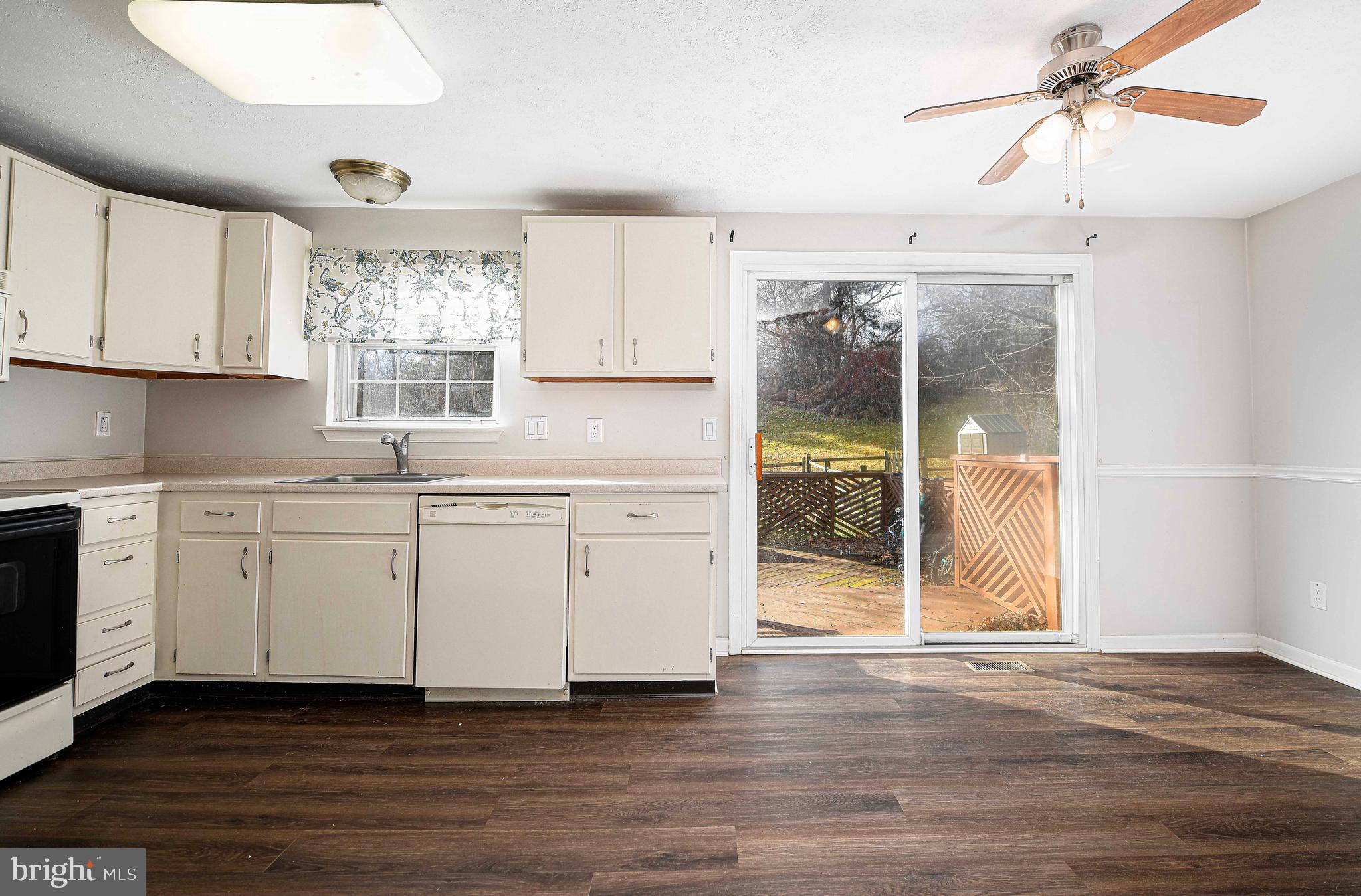 LAUREL VALLEY - Residential