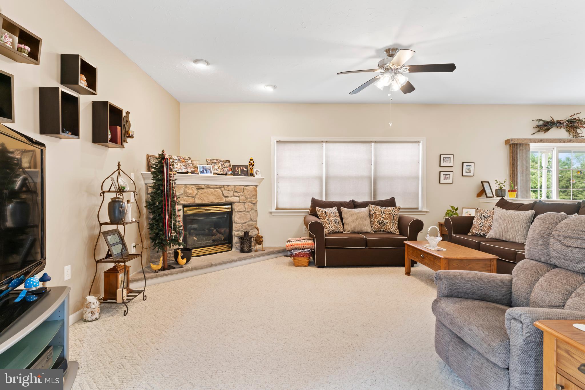 MEADOW CREEK - Residential