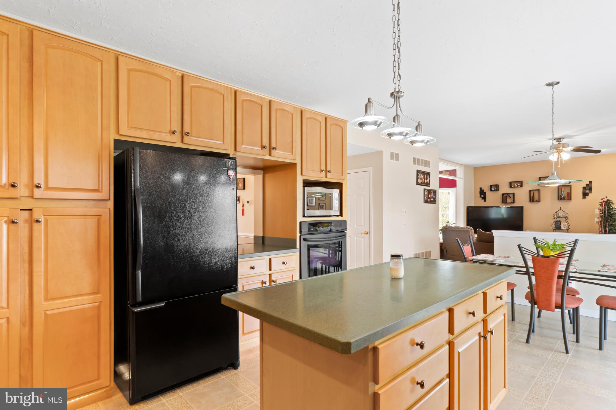MEADOW CREEK - Residential