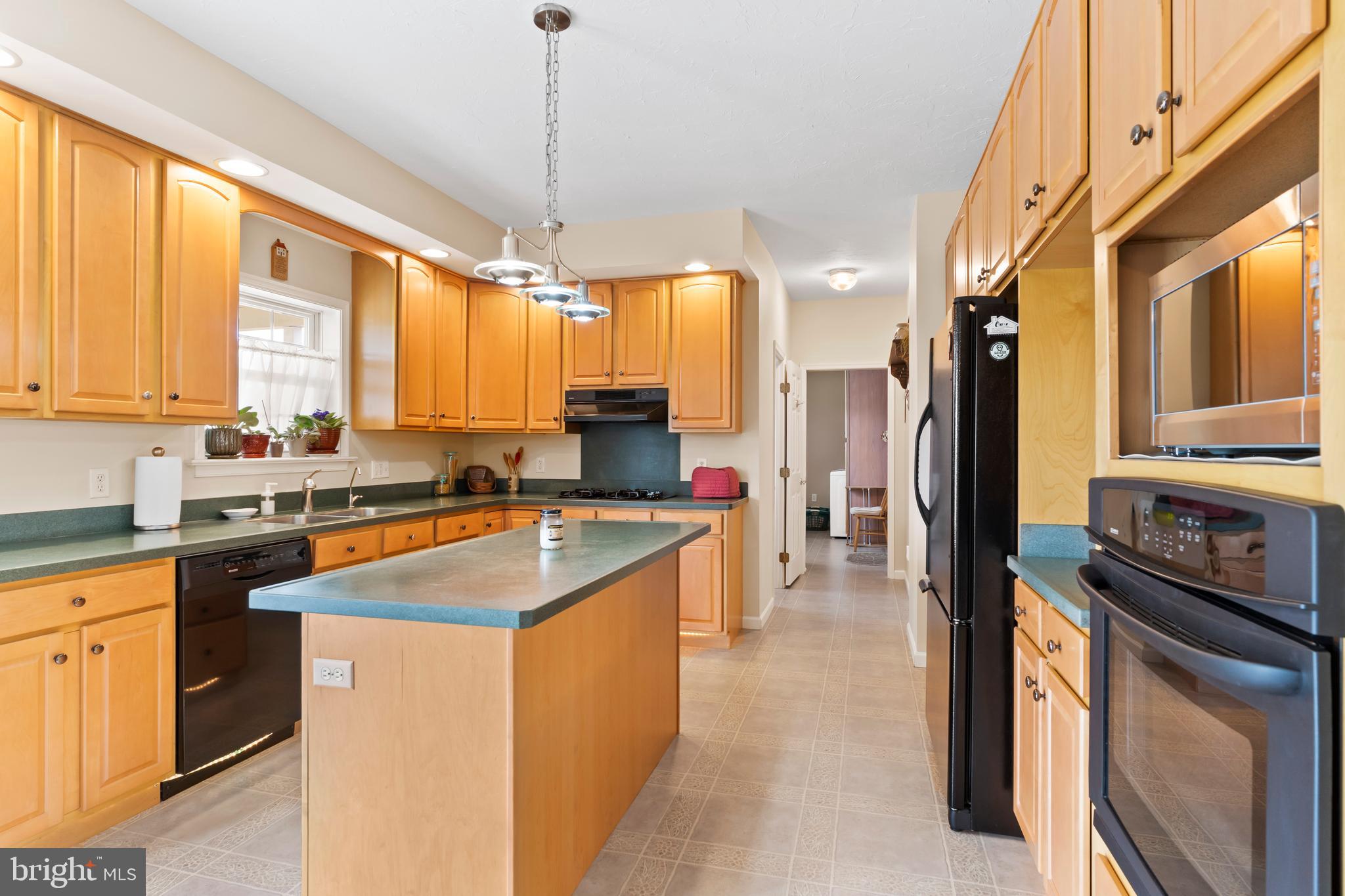 MEADOW CREEK - Residential