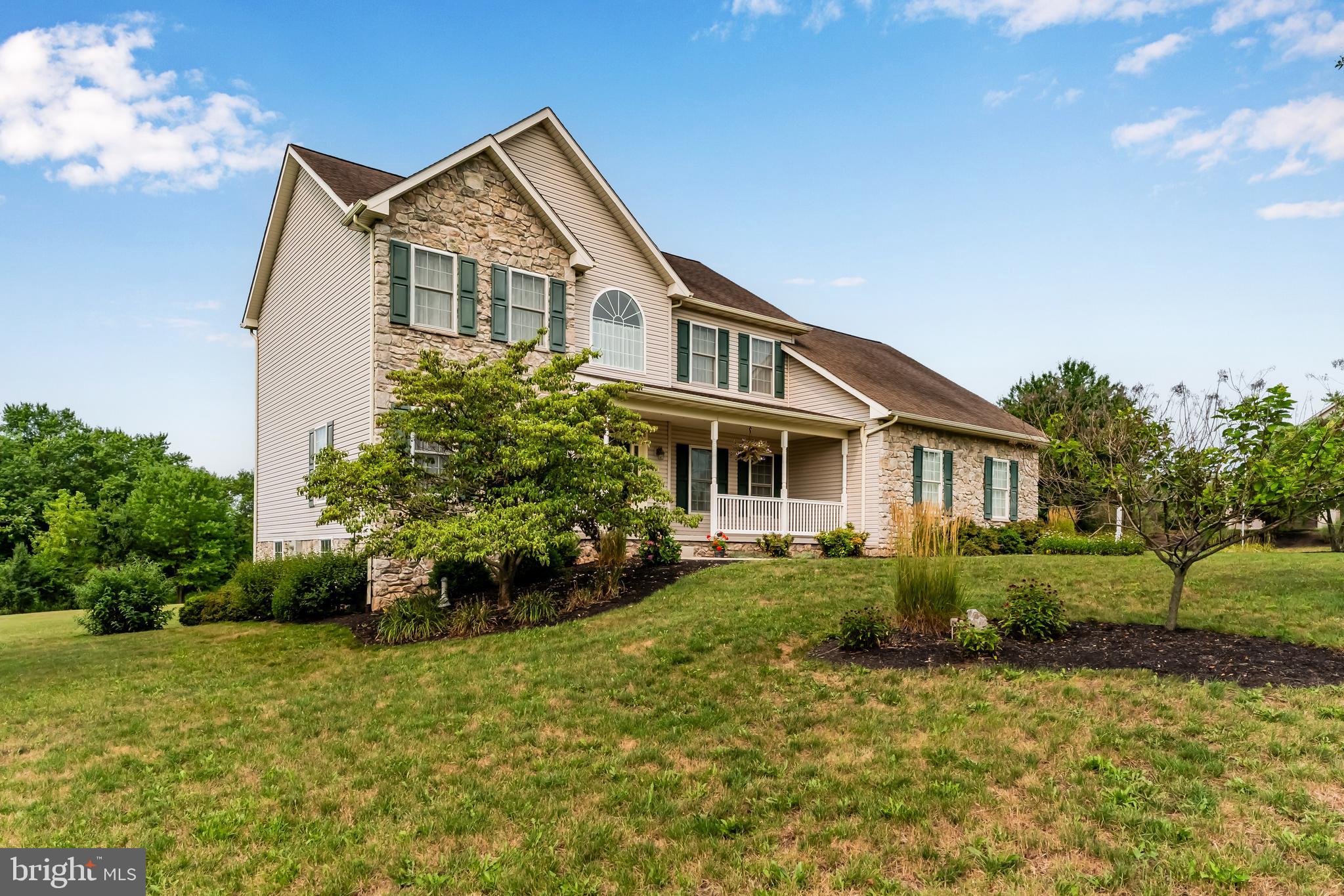 MEADOW CREEK - Residential