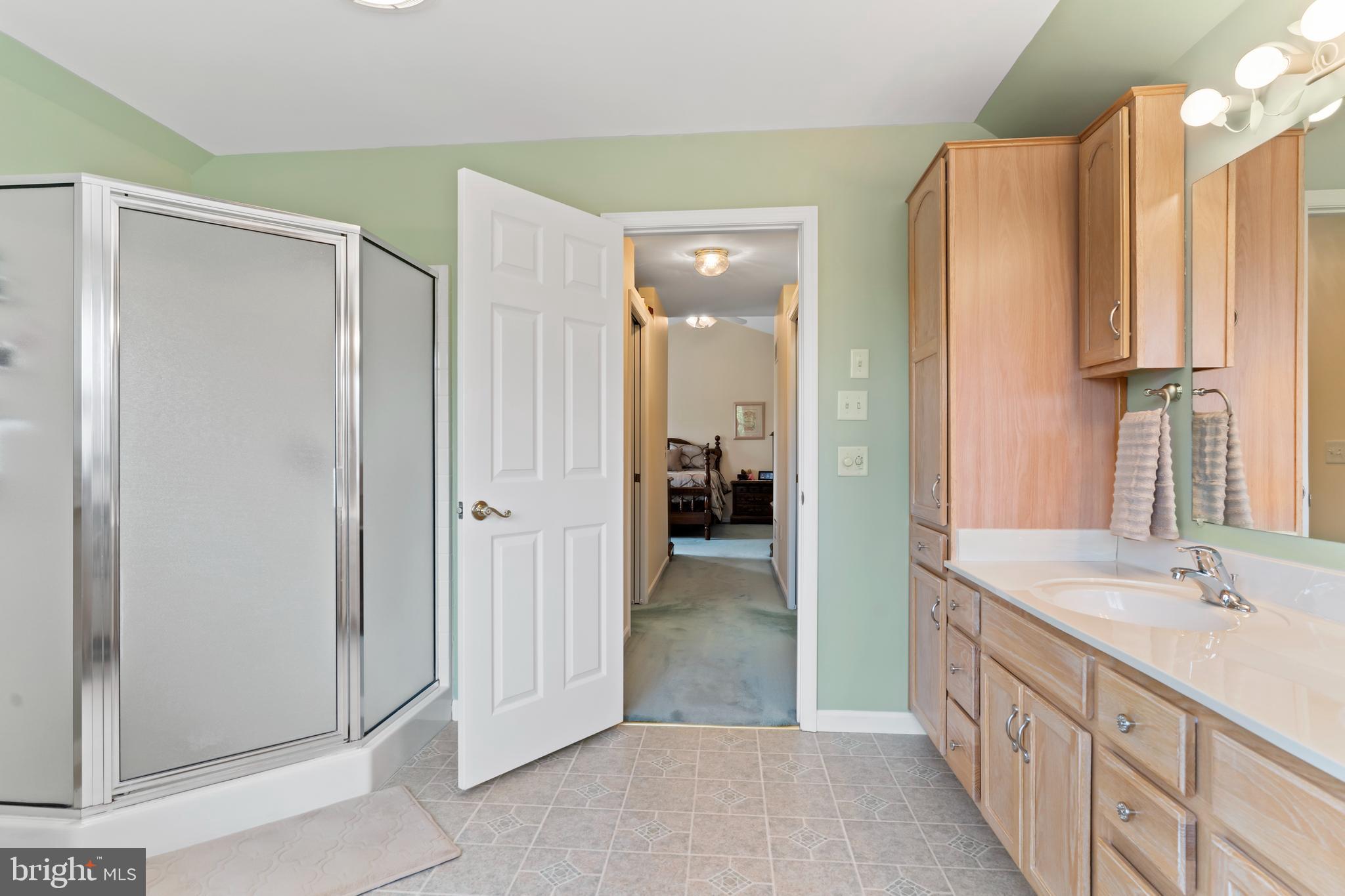 MEADOW CREEK - Residential