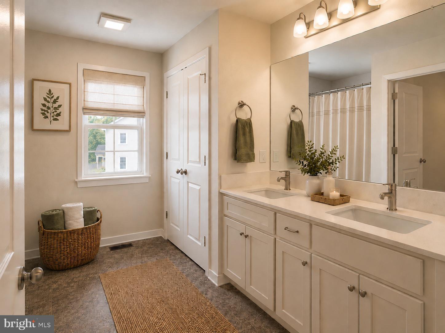 THE WOODS AT HIDDEN CREEK - Residential