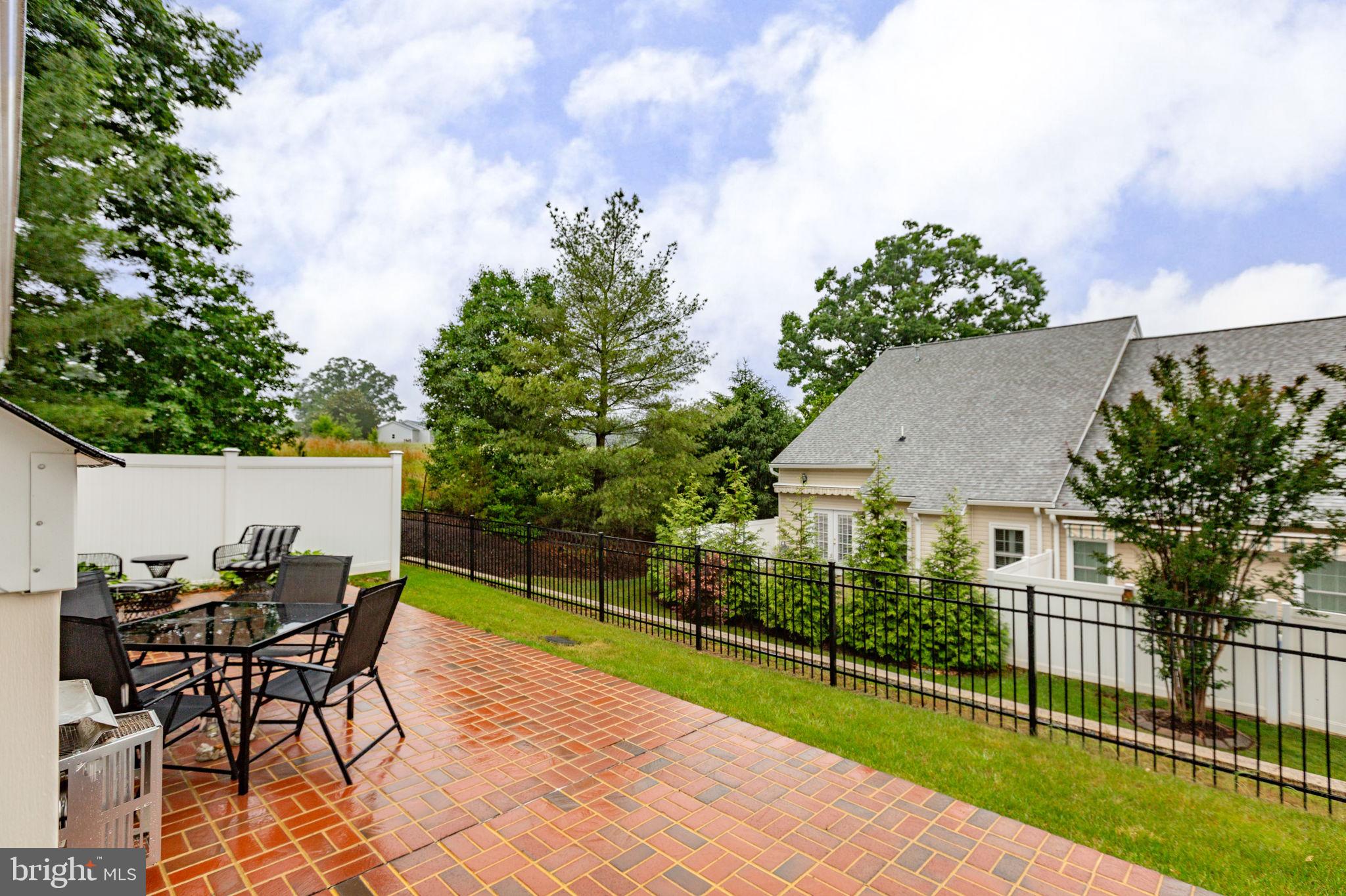 MILL CREEK - Residential