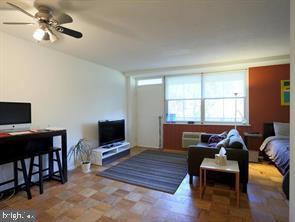 CIRCLE CONDOMINIUMS - Residential Lease