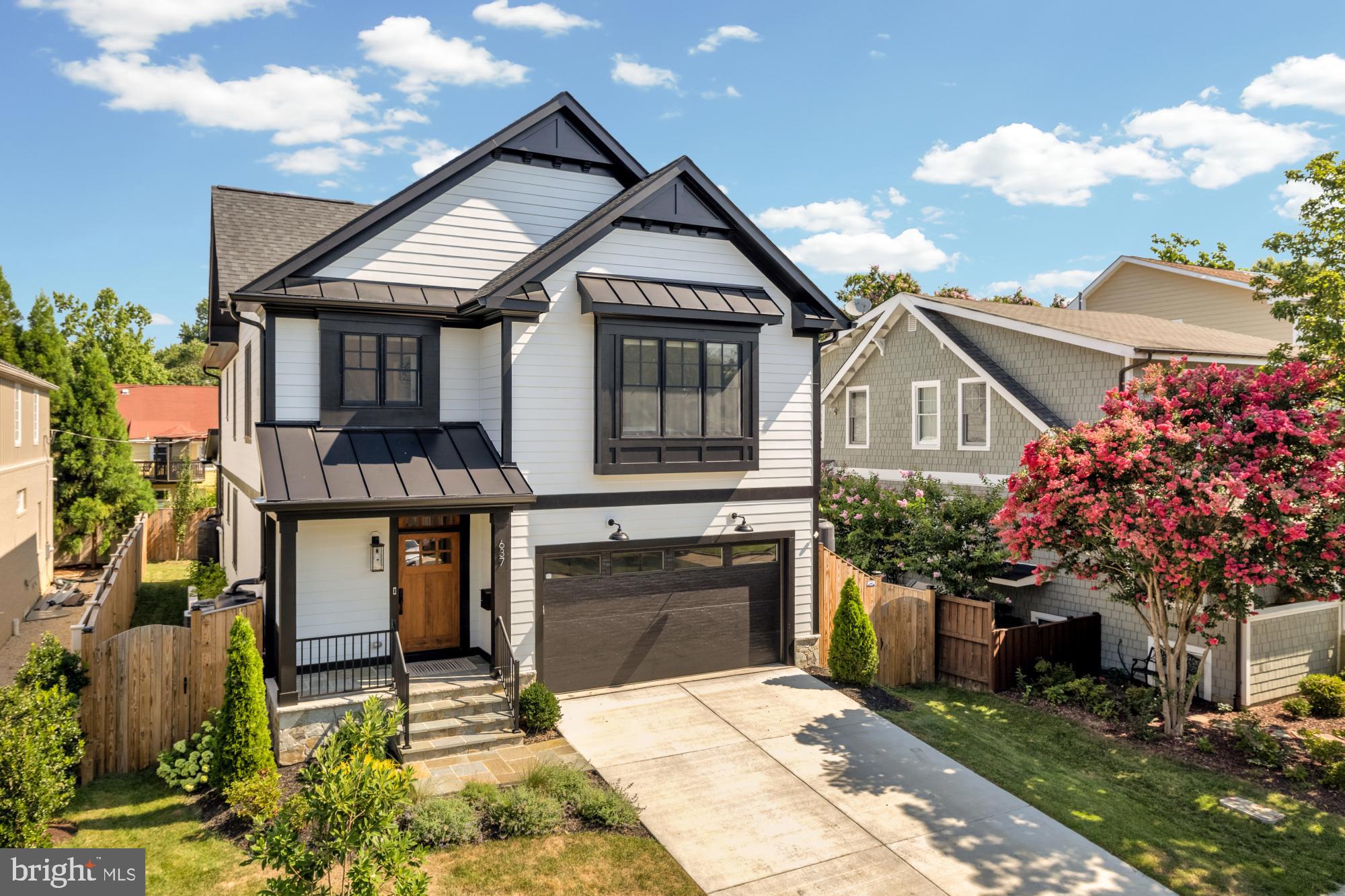 ADDISON HEIGHTS - Residential