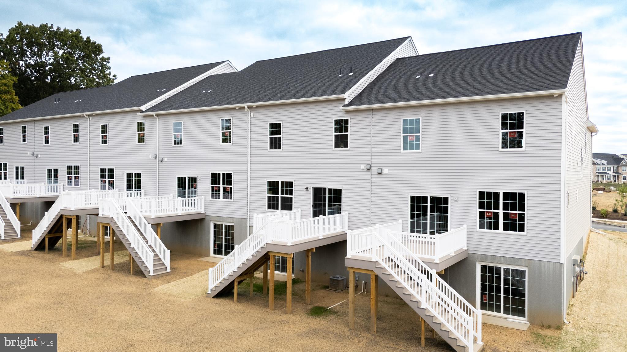 LIME SPRING VILLAGE - Residential