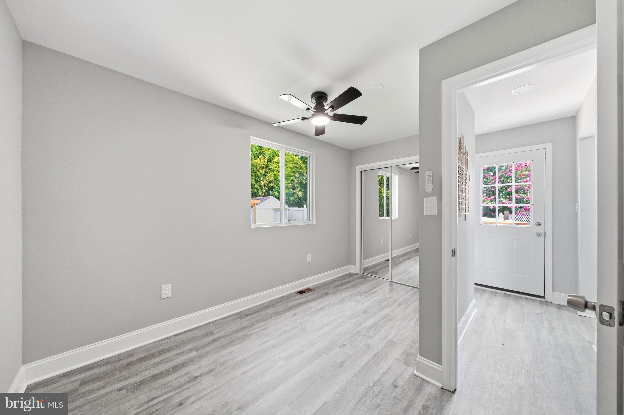 WHEATON HILLS - Residential