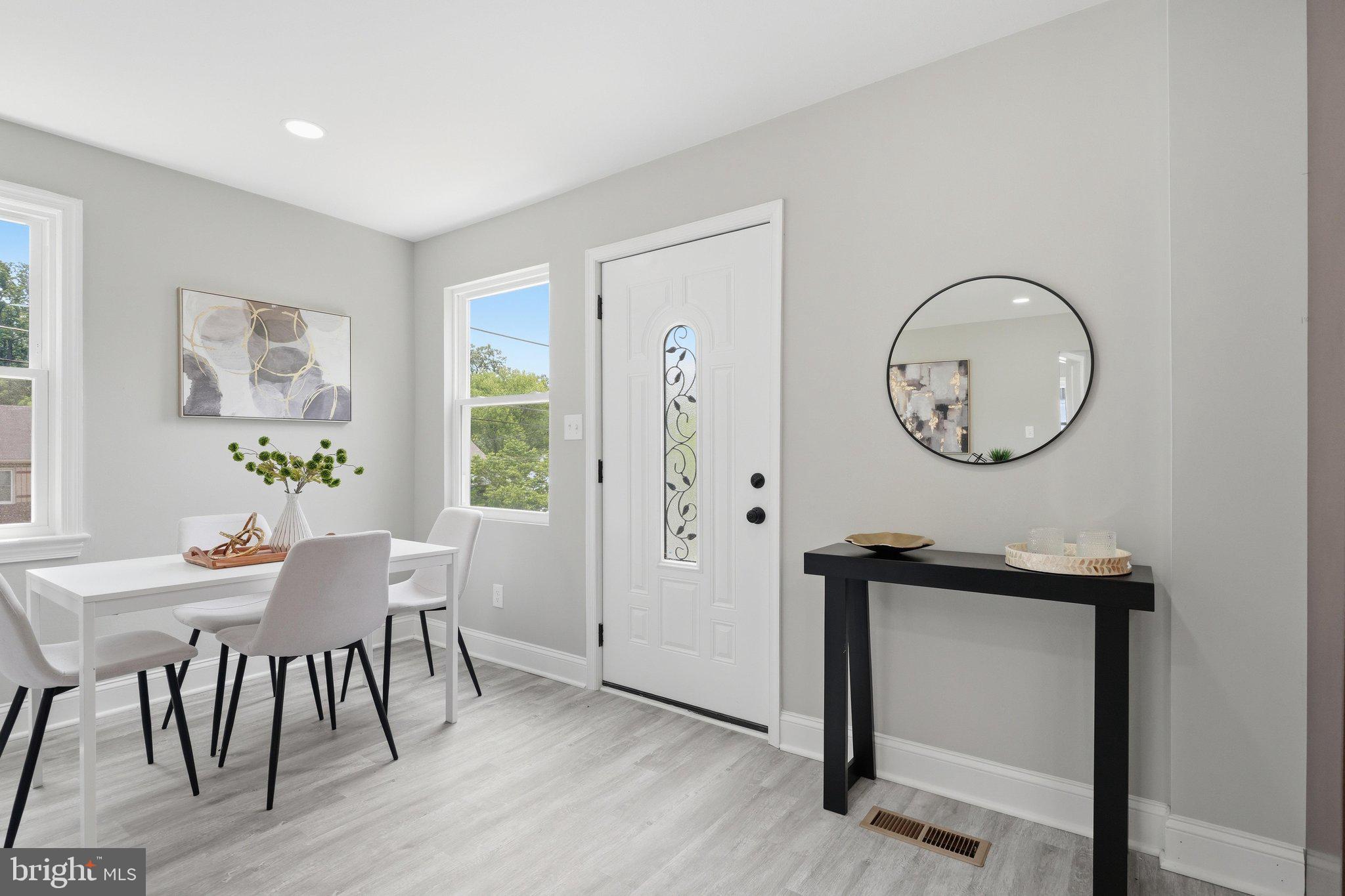 WHEATON HILLS - Residential