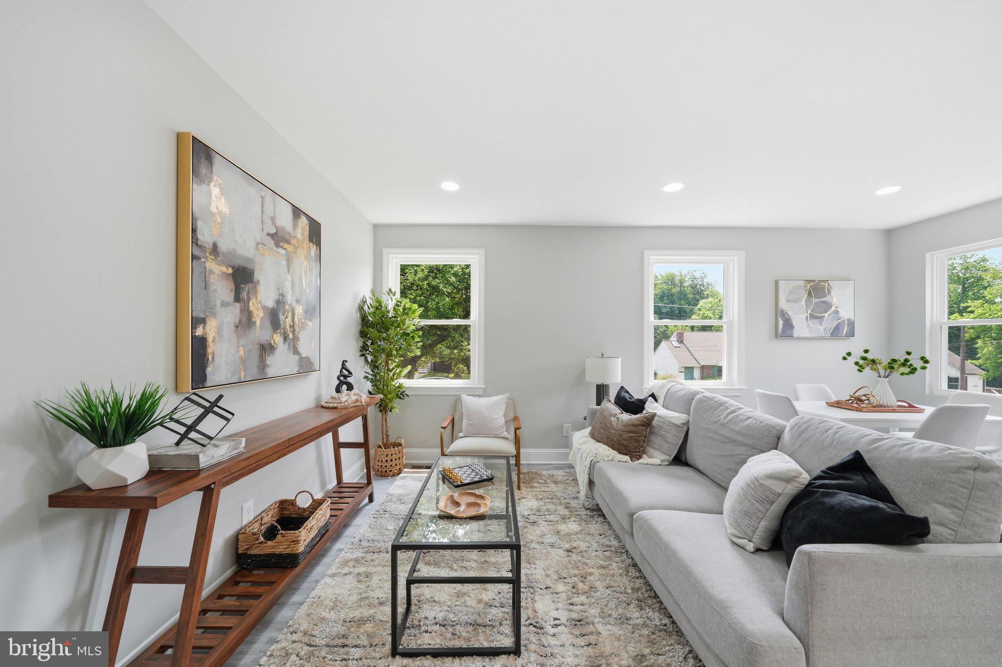 WHEATON HILLS - Residential