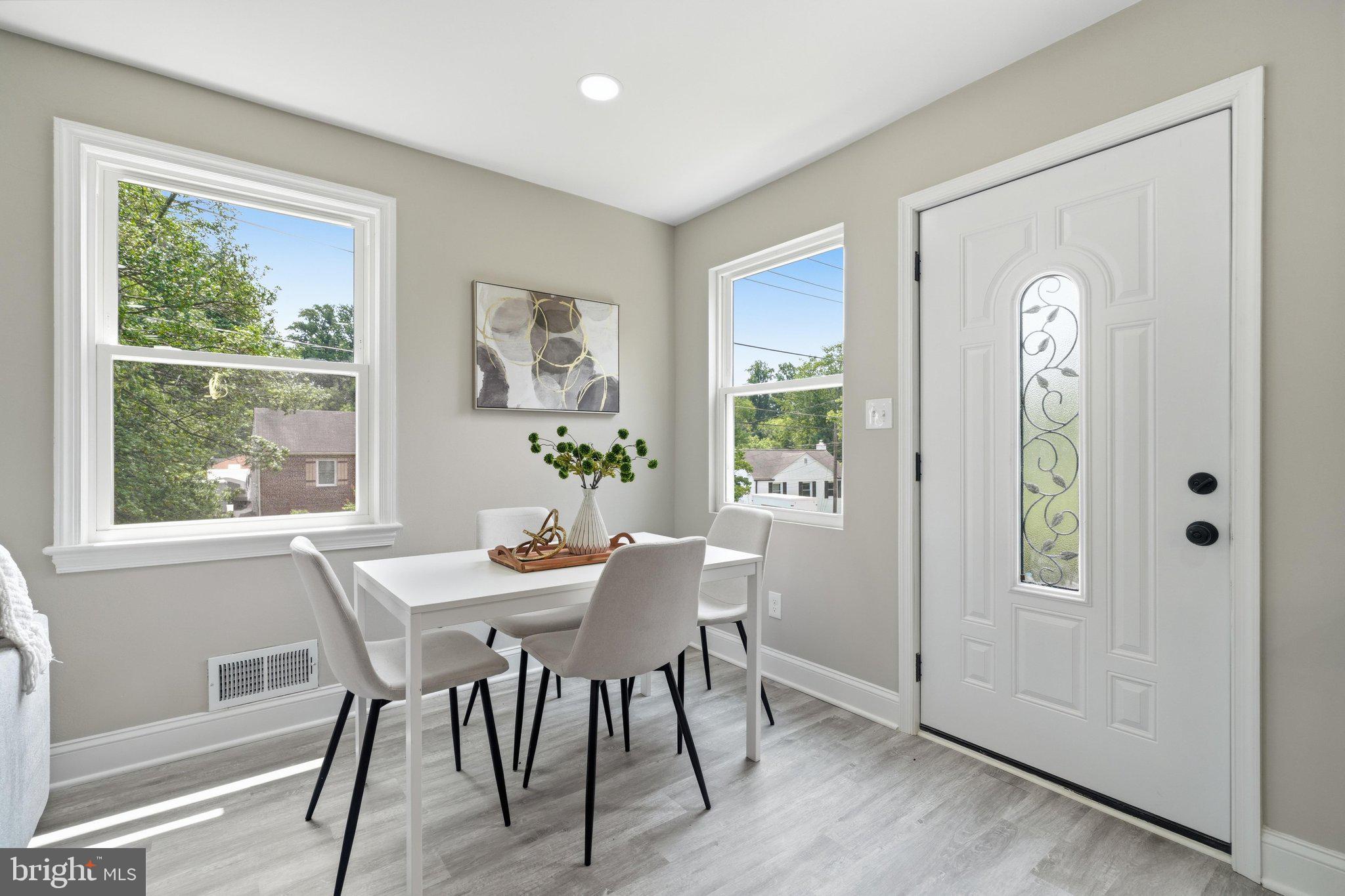 WHEATON HILLS - Residential