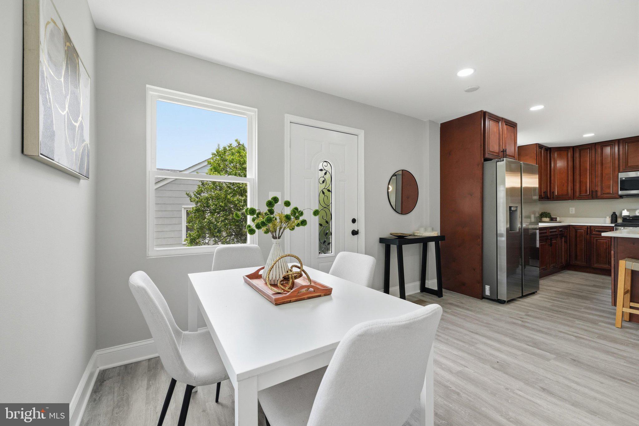 WHEATON HILLS - Residential