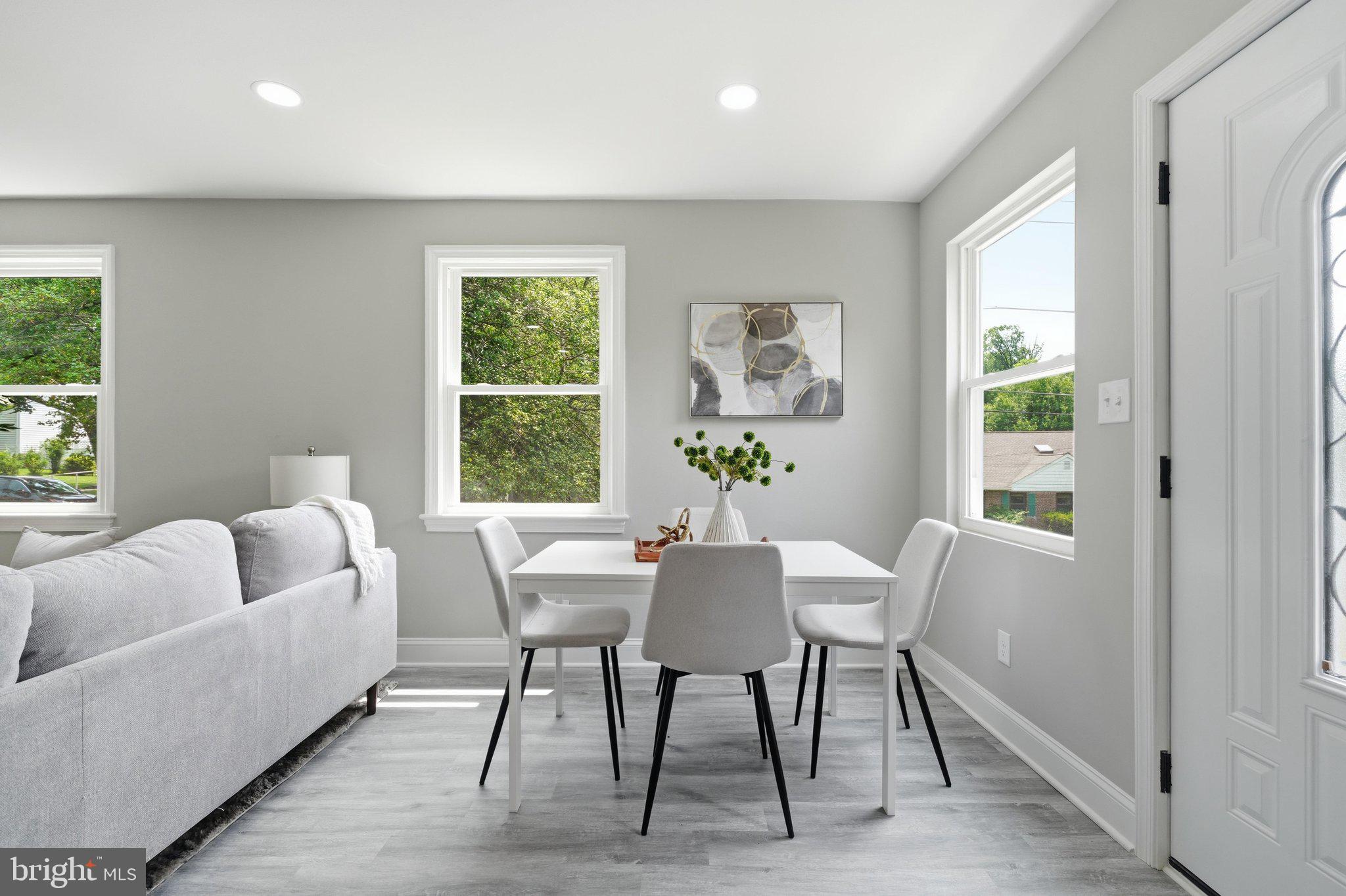 WHEATON HILLS - Residential