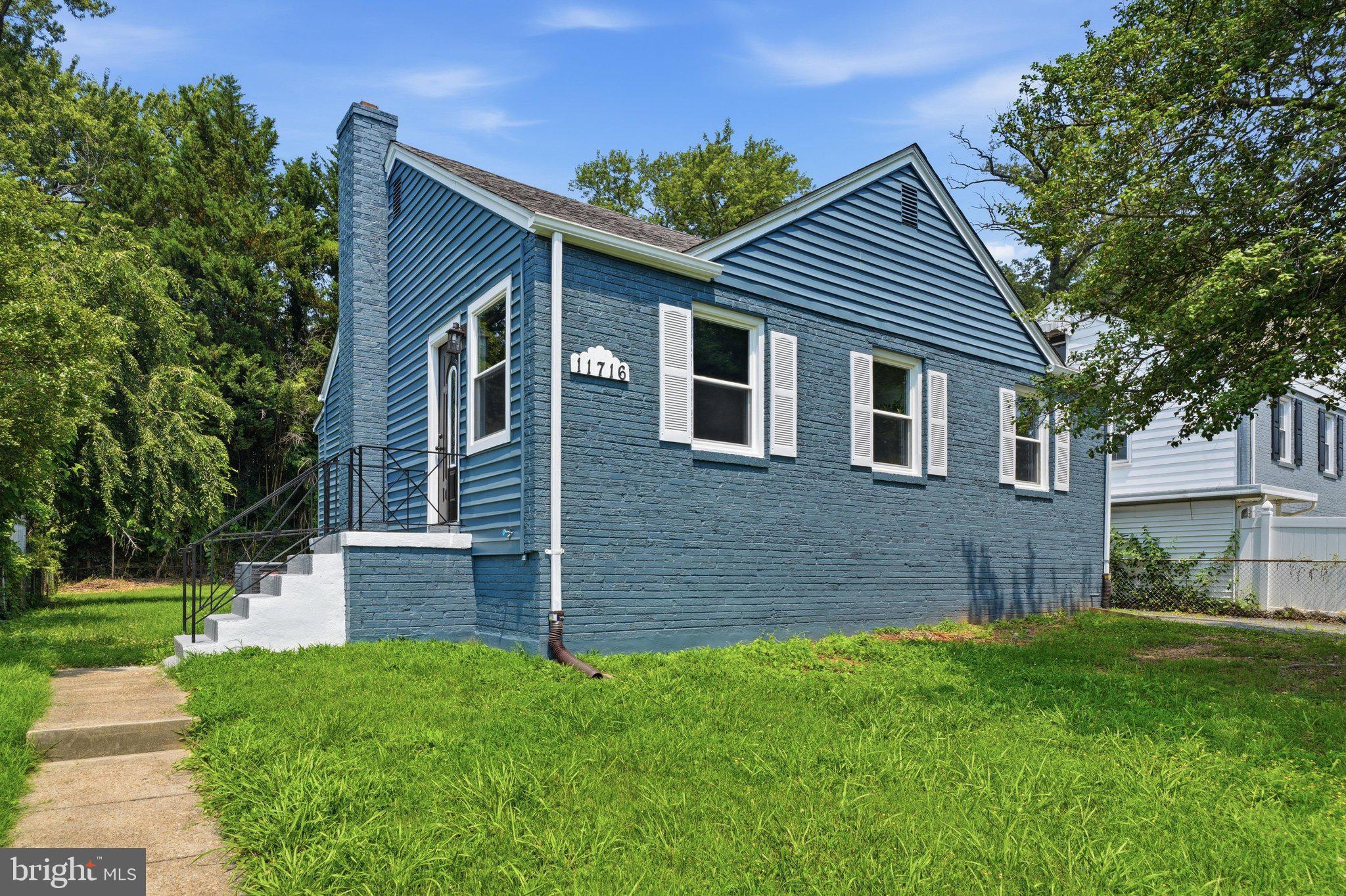 WHEATON HILLS - Residential