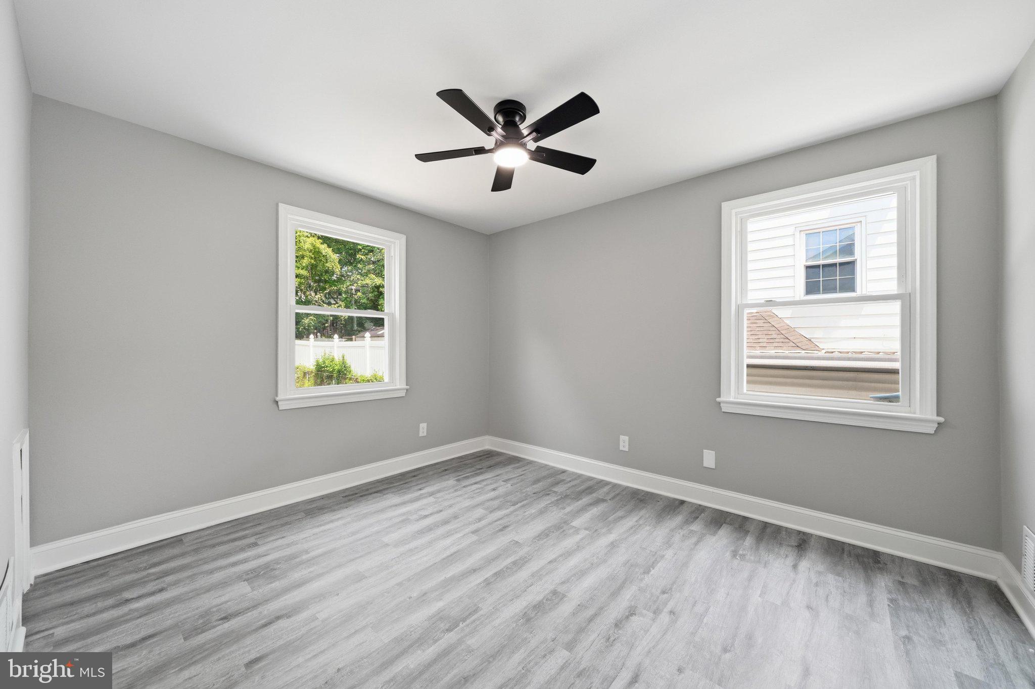 WHEATON HILLS - Residential