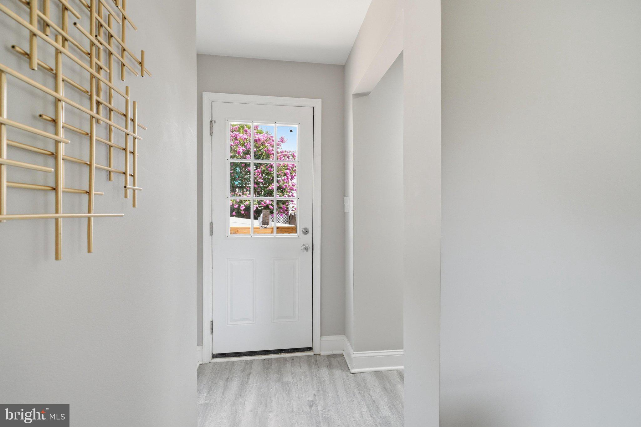 WHEATON HILLS - Residential