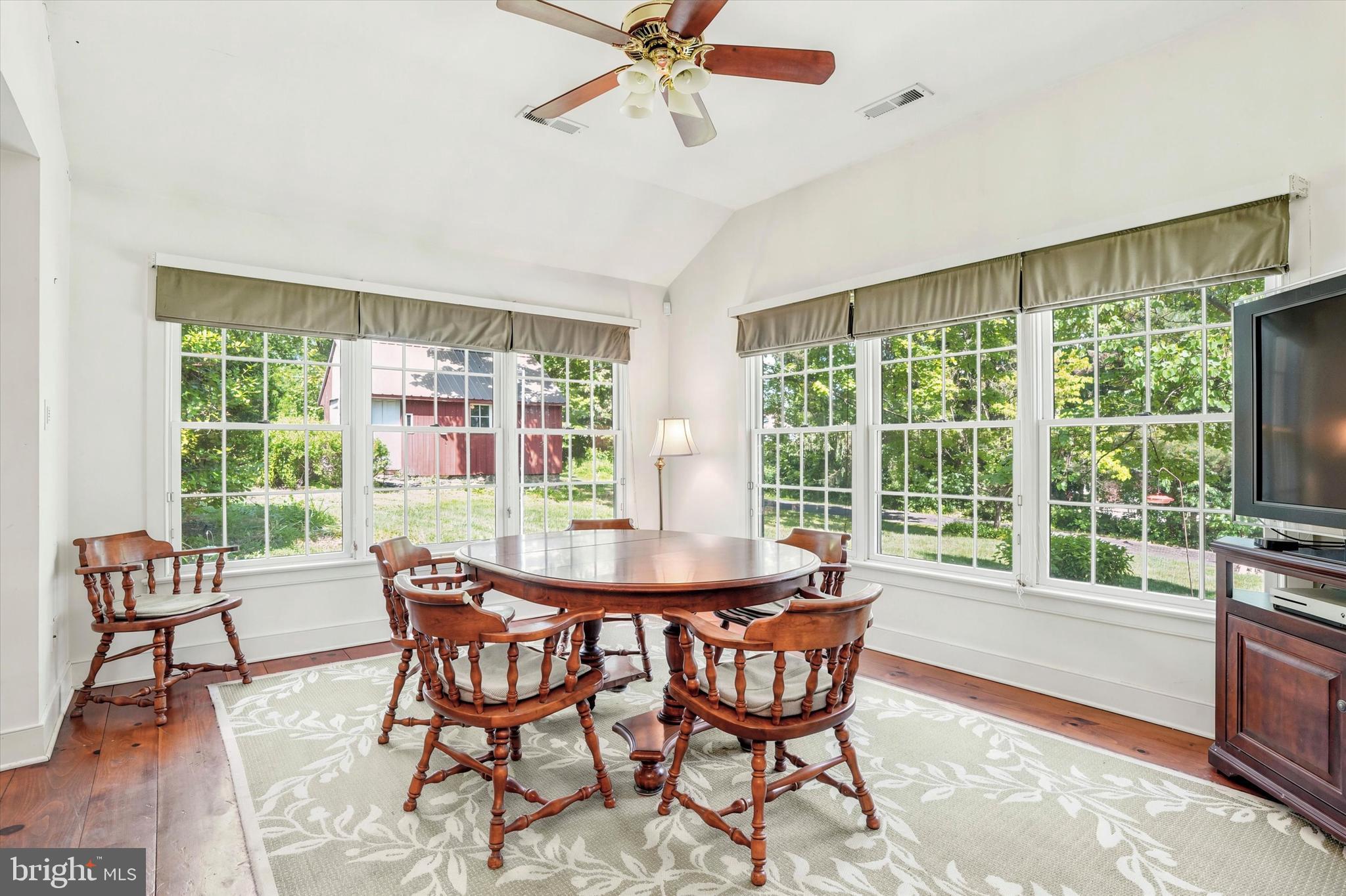 HUNTINGDON VALLEY - Residential