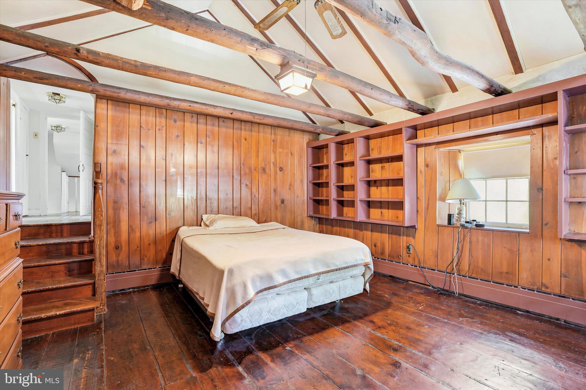 HUNTINGDON VALLEY - Residential