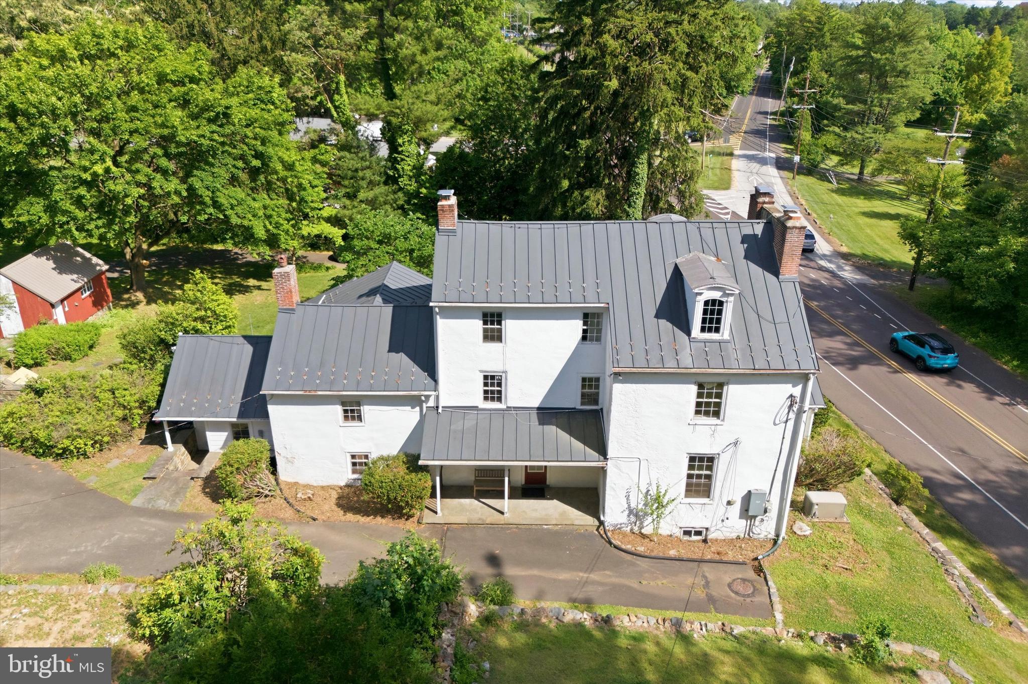 HUNTINGDON VALLEY - Residential