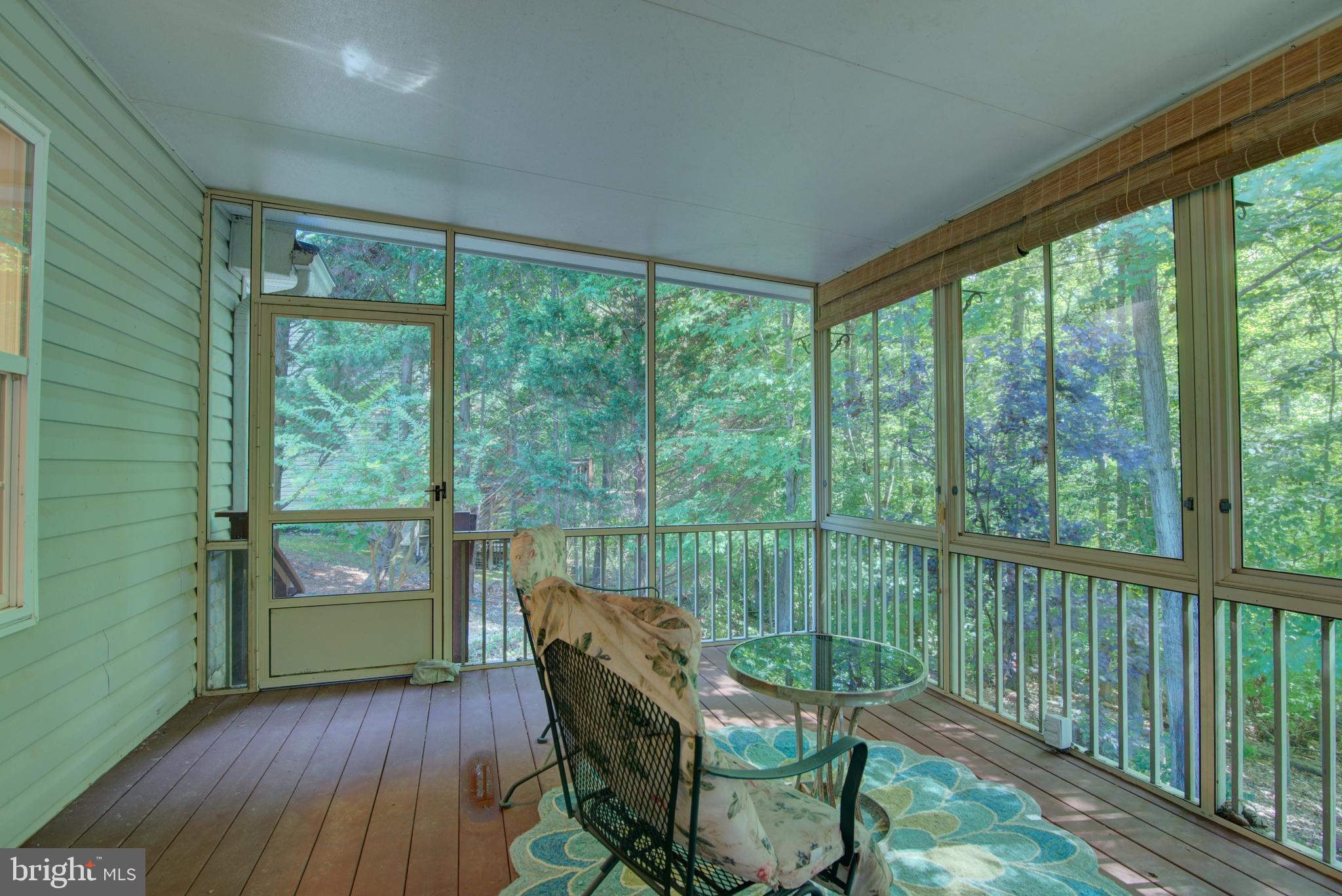 PRESIDENTIAL LAKES - Residential