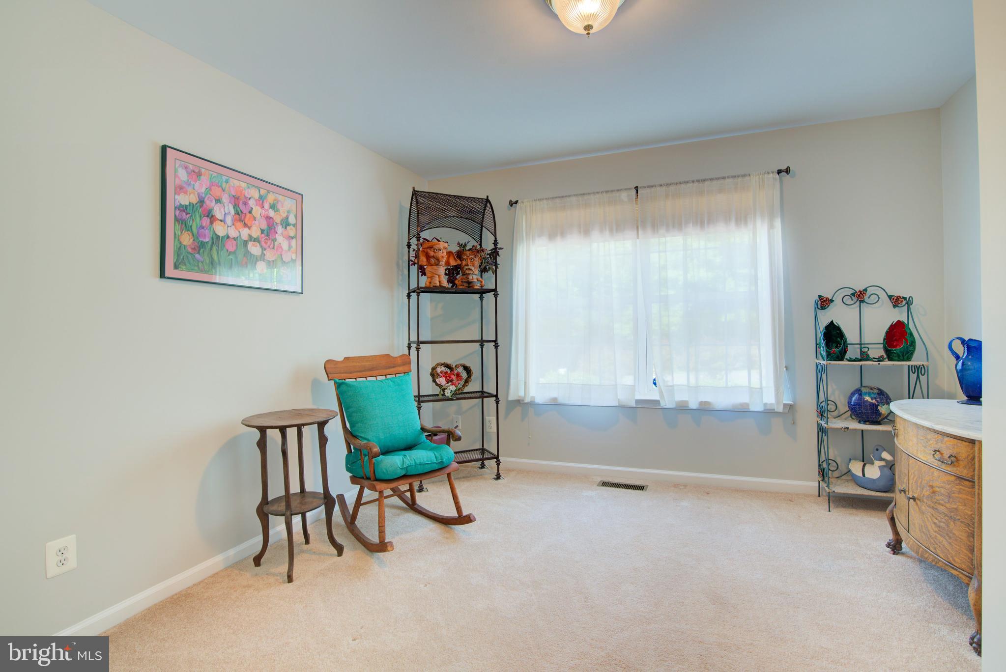 PRESIDENTIAL LAKES - Residential