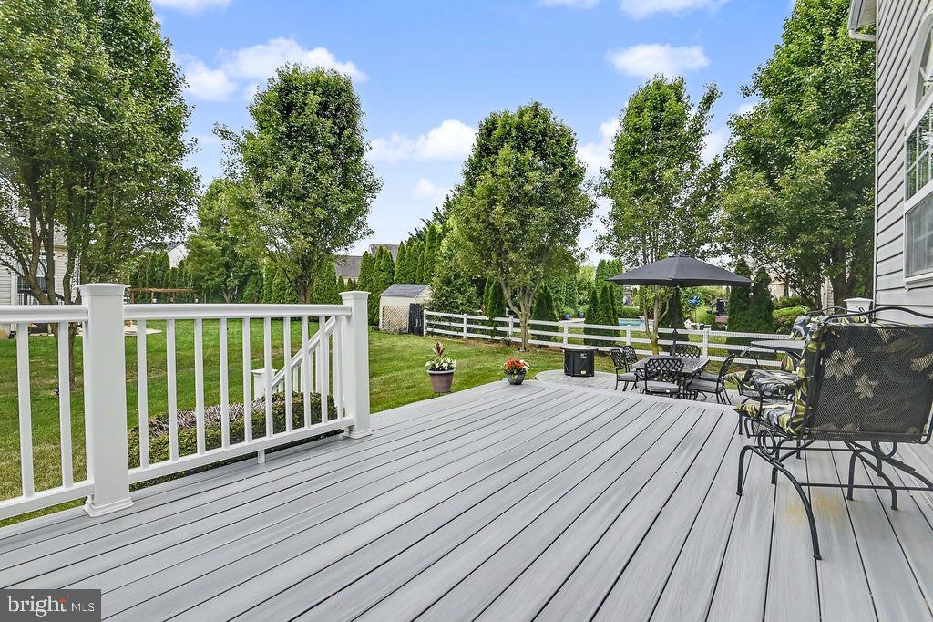 TOWNSEND VILLAGE - Residential