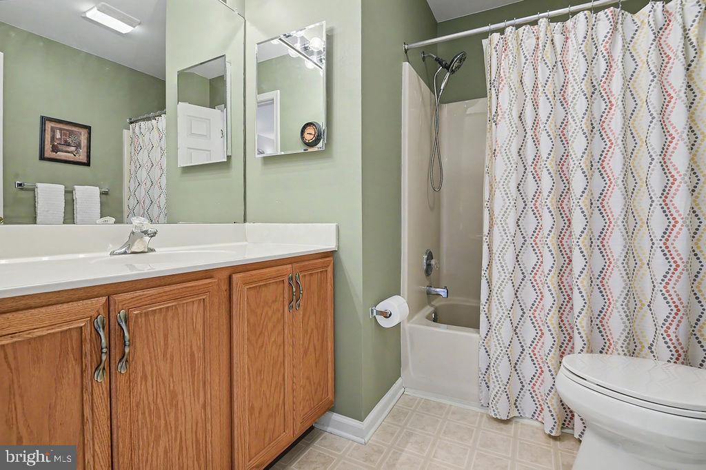 TOWNSEND VILLAGE - Residential