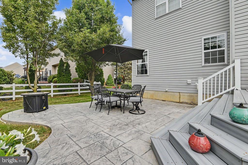 TOWNSEND VILLAGE - Residential