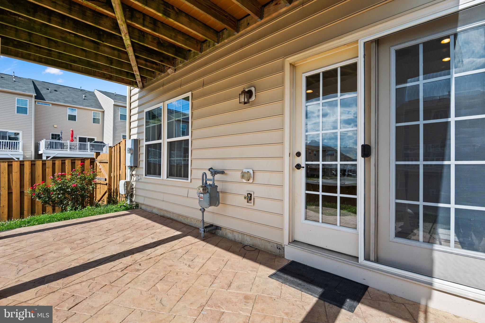 SEVEN HILLS - Residential