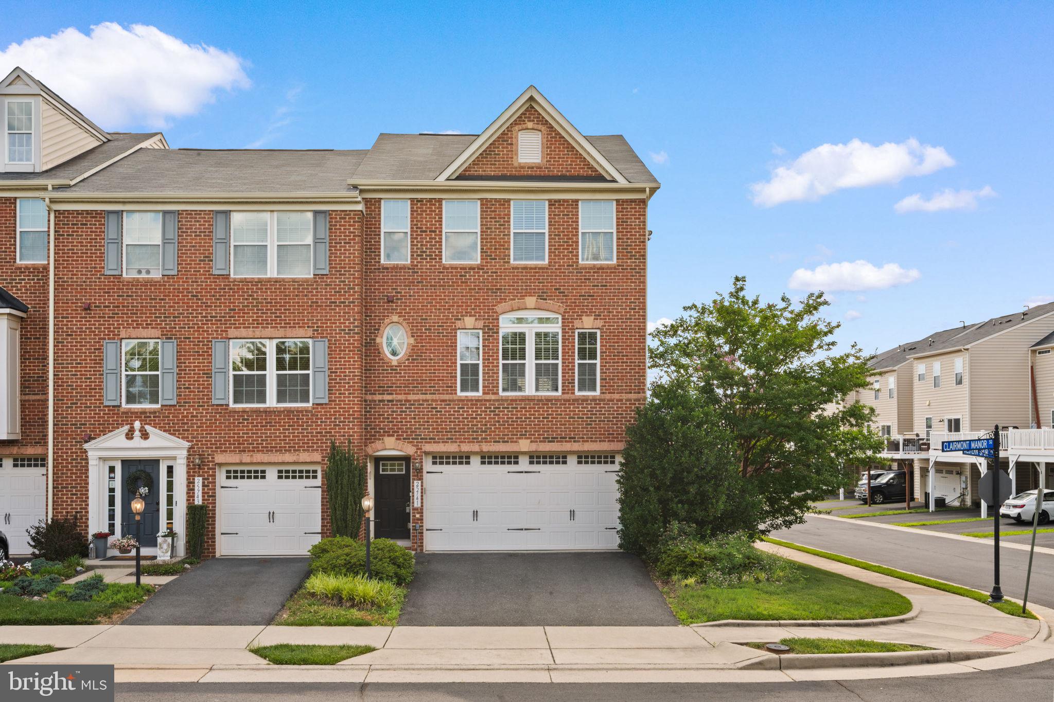 SEVEN HILLS - Residential