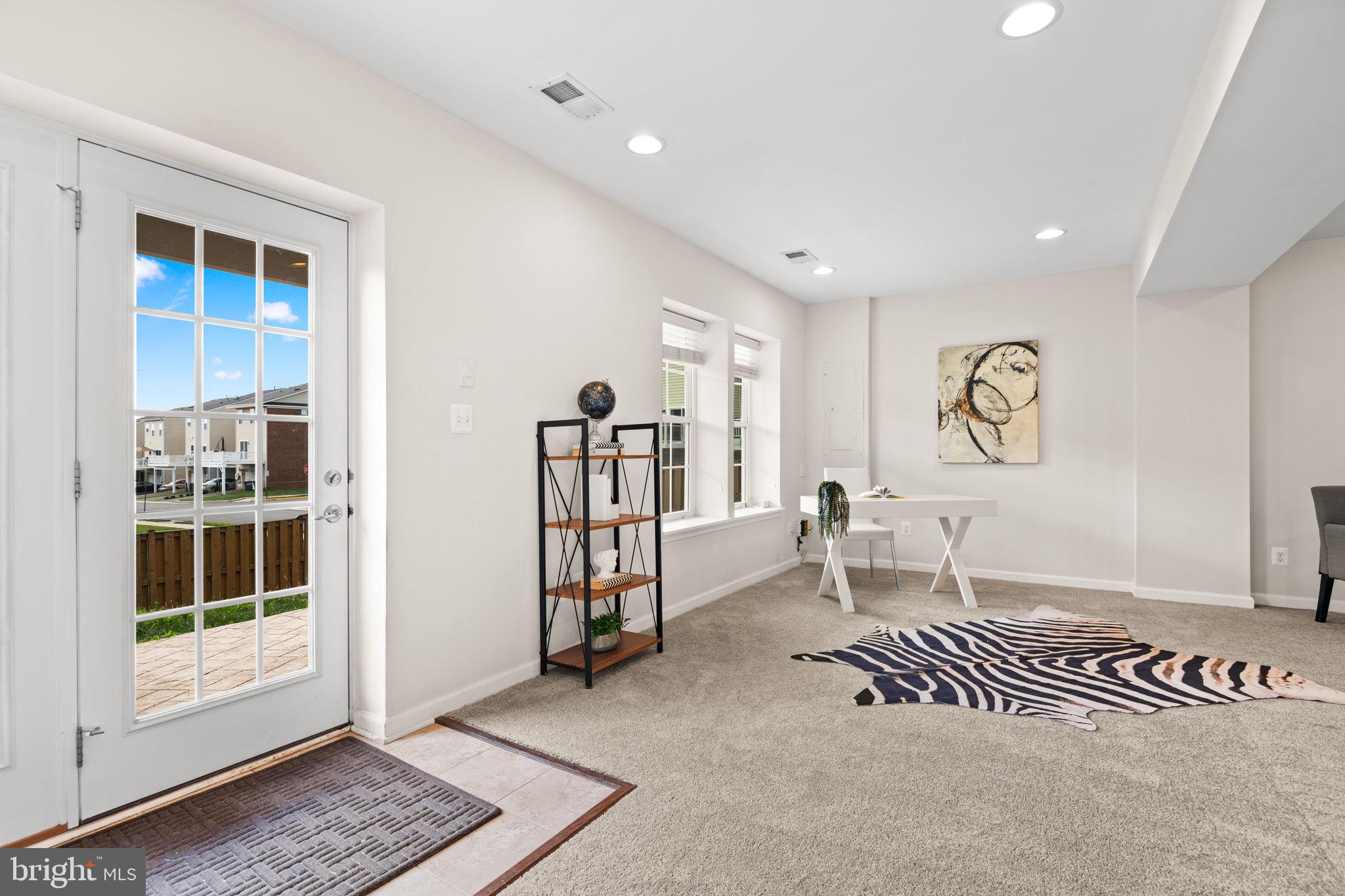 SEVEN HILLS - Residential