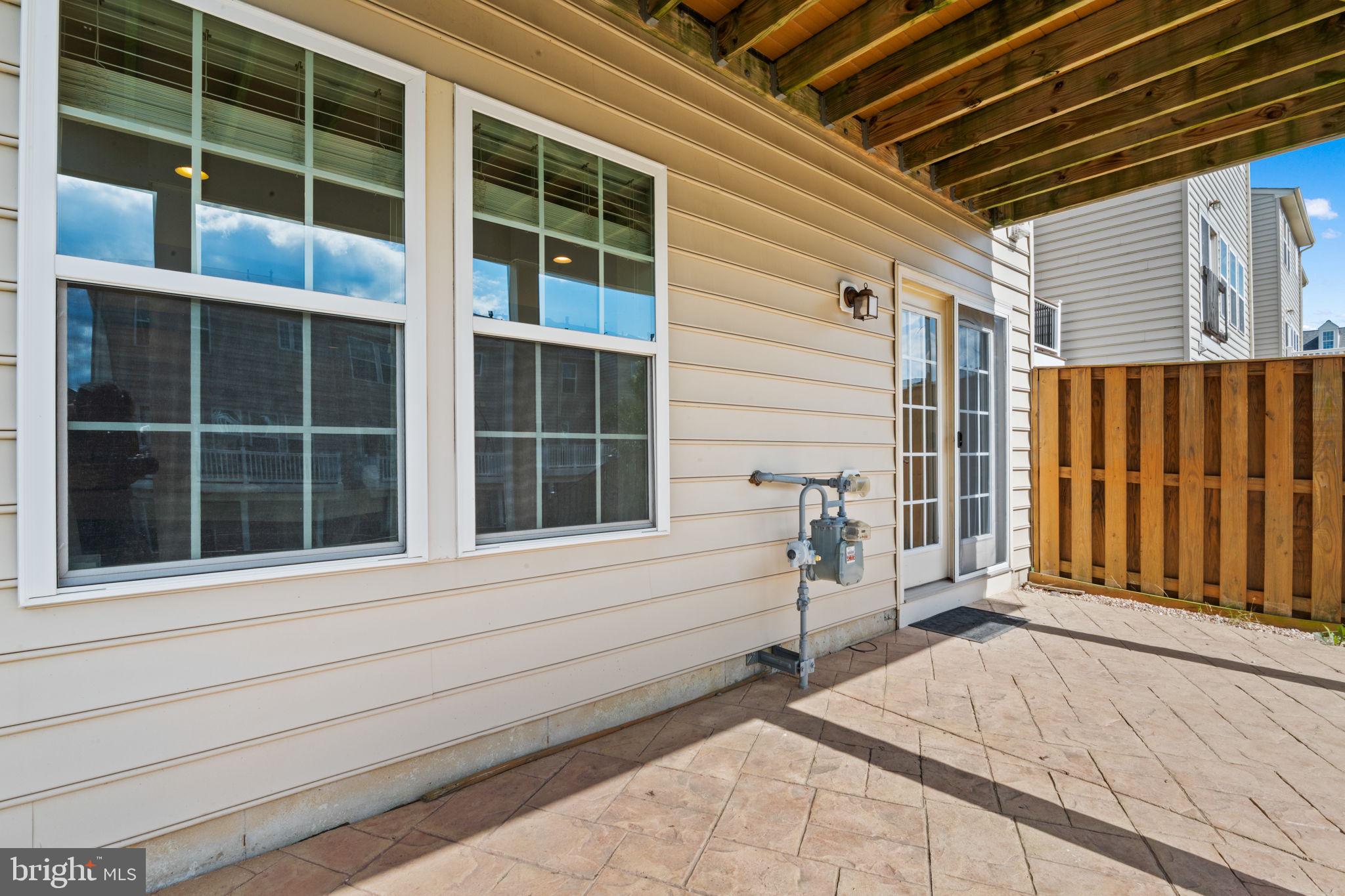 SEVEN HILLS - Residential