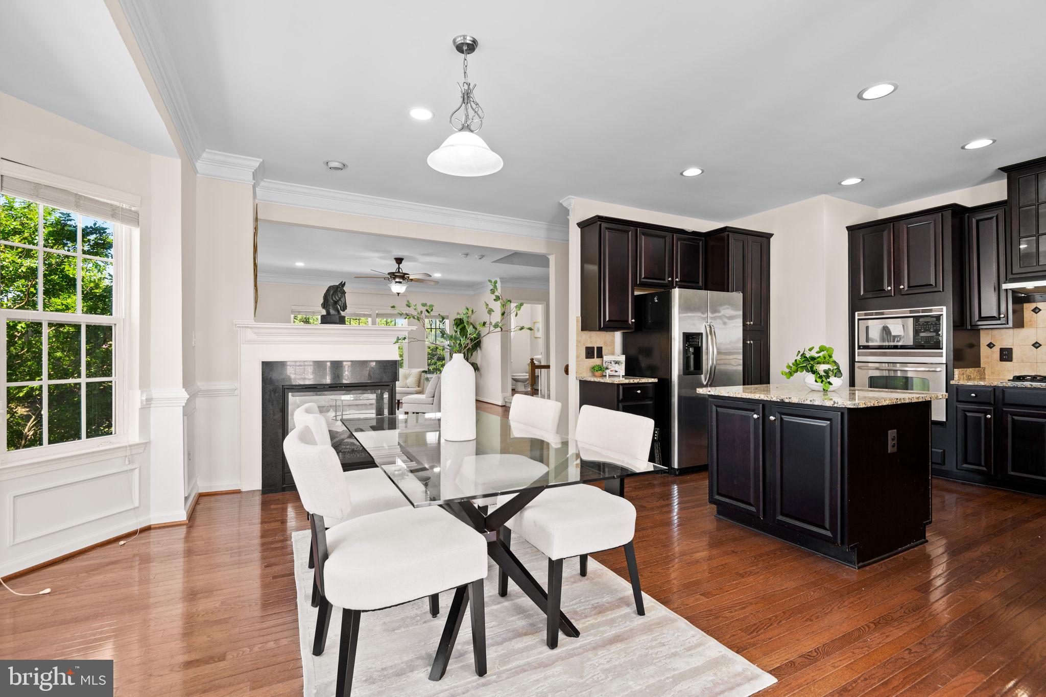 SEVEN HILLS - Residential