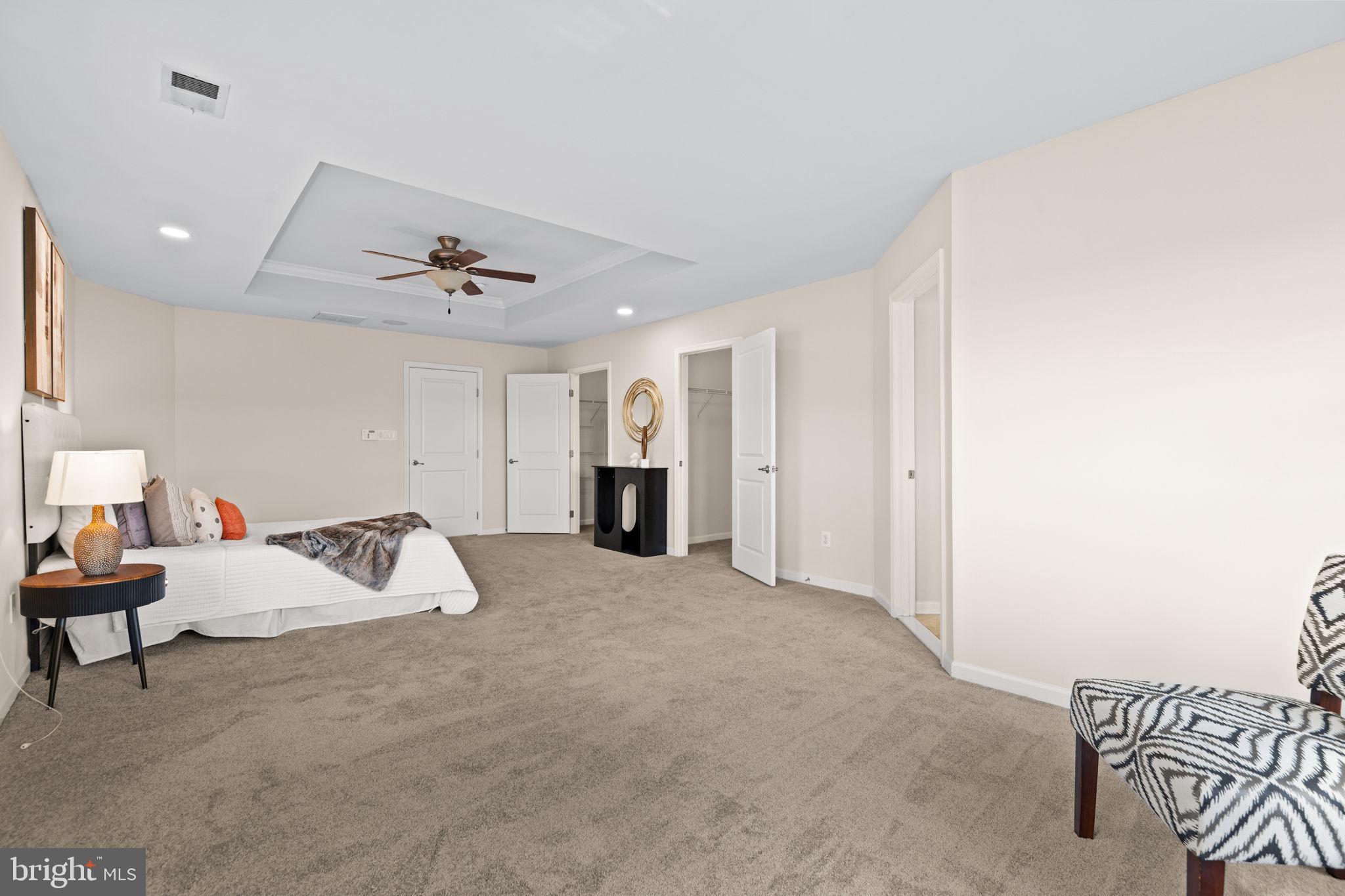 SEVEN HILLS - Residential