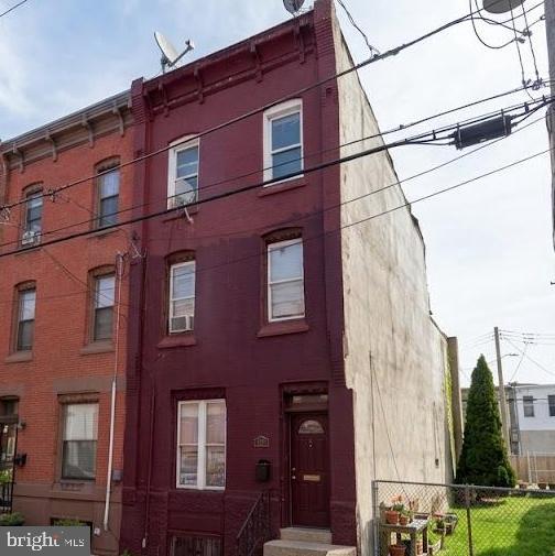 Welcome to 1929 N 23rd St, a 5-bedroom, 2-bath row-home offering incredible potential in a vibrant Philadelphia neighborhood. This property is tenant-occupied and requires a full rehab, making it the perfect addition to a portfolio or an ideal project for an experienced investor. The home is situated in a convenient location with easy access to local shopping, dining, parks, and public transportation. Property is being sold strictly as-is, buyer is responsible for U&O. Don't miss out on this prime investment opportunity!