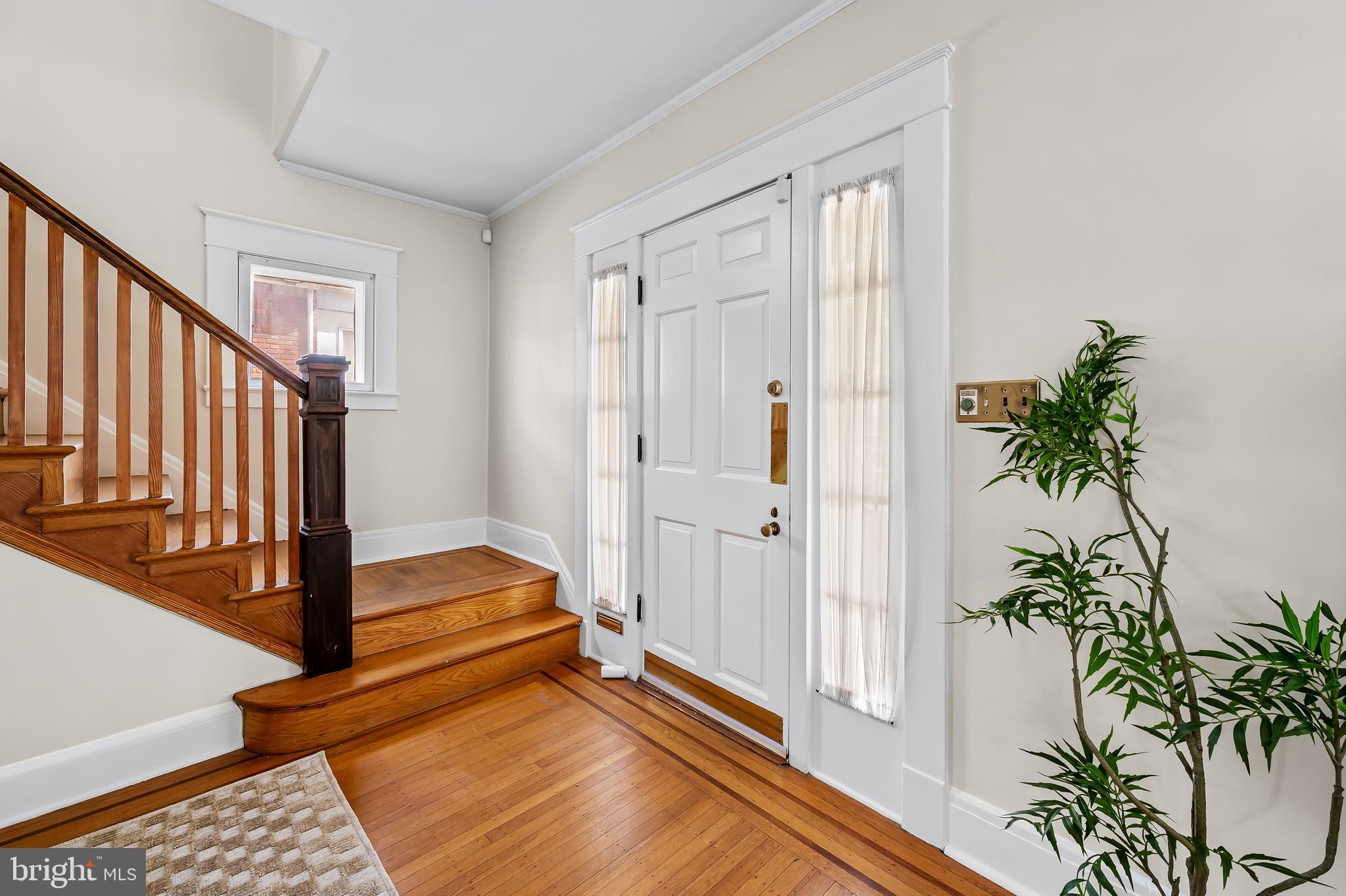 ROLAND PARK - Residential