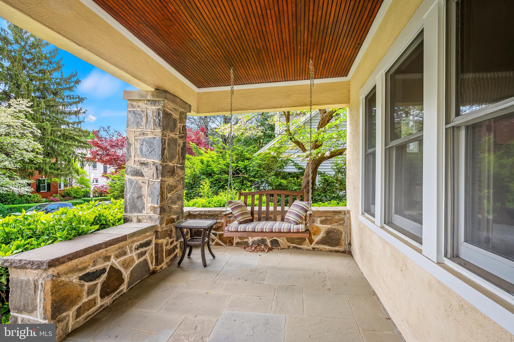 ROLAND PARK - Residential