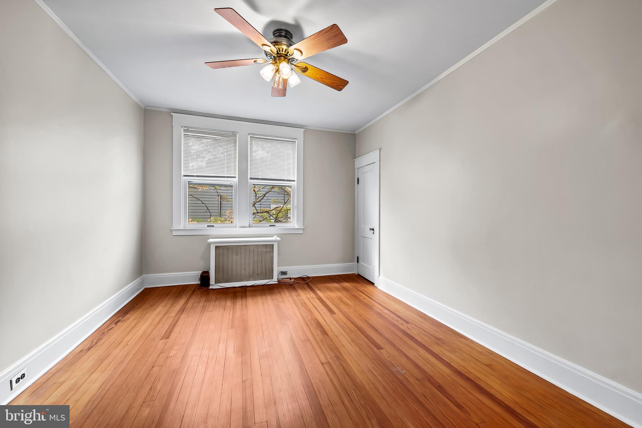 ROLAND PARK - Residential
